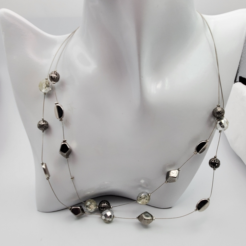 Robotic floating beaded galaxy necklace N2433‎ y2k illusion